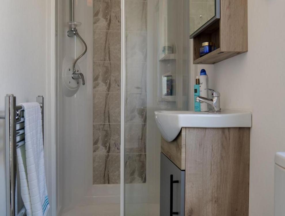Camping Zavelbos Superior Chalet Maaseik Bagian luar foto